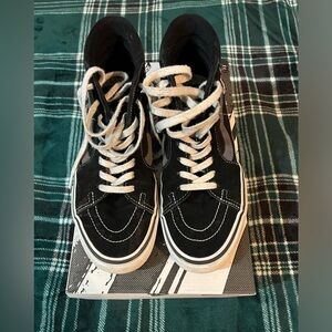 VANS Cult x Sk8- Pro High Cruel World